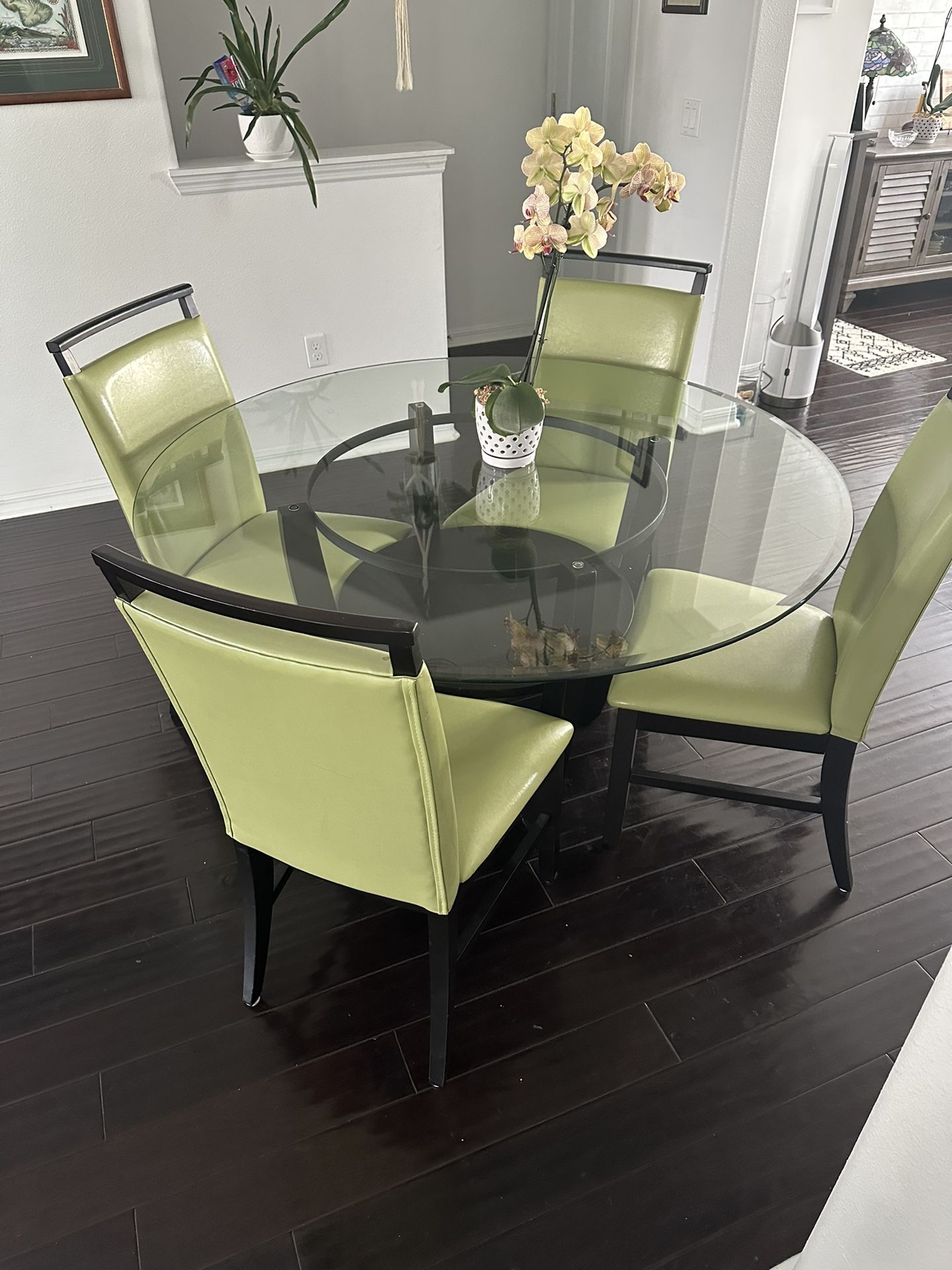 Dining set - 53” Glass Table w/ 4 Chairs