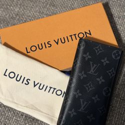 Louis Vuitton Brazza Wallet Flower LV for Sale in Glendale, CA - OfferUp