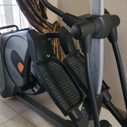 Nordictrack  E5.5 elliptical