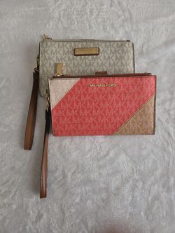 2 Michael kors Wallets