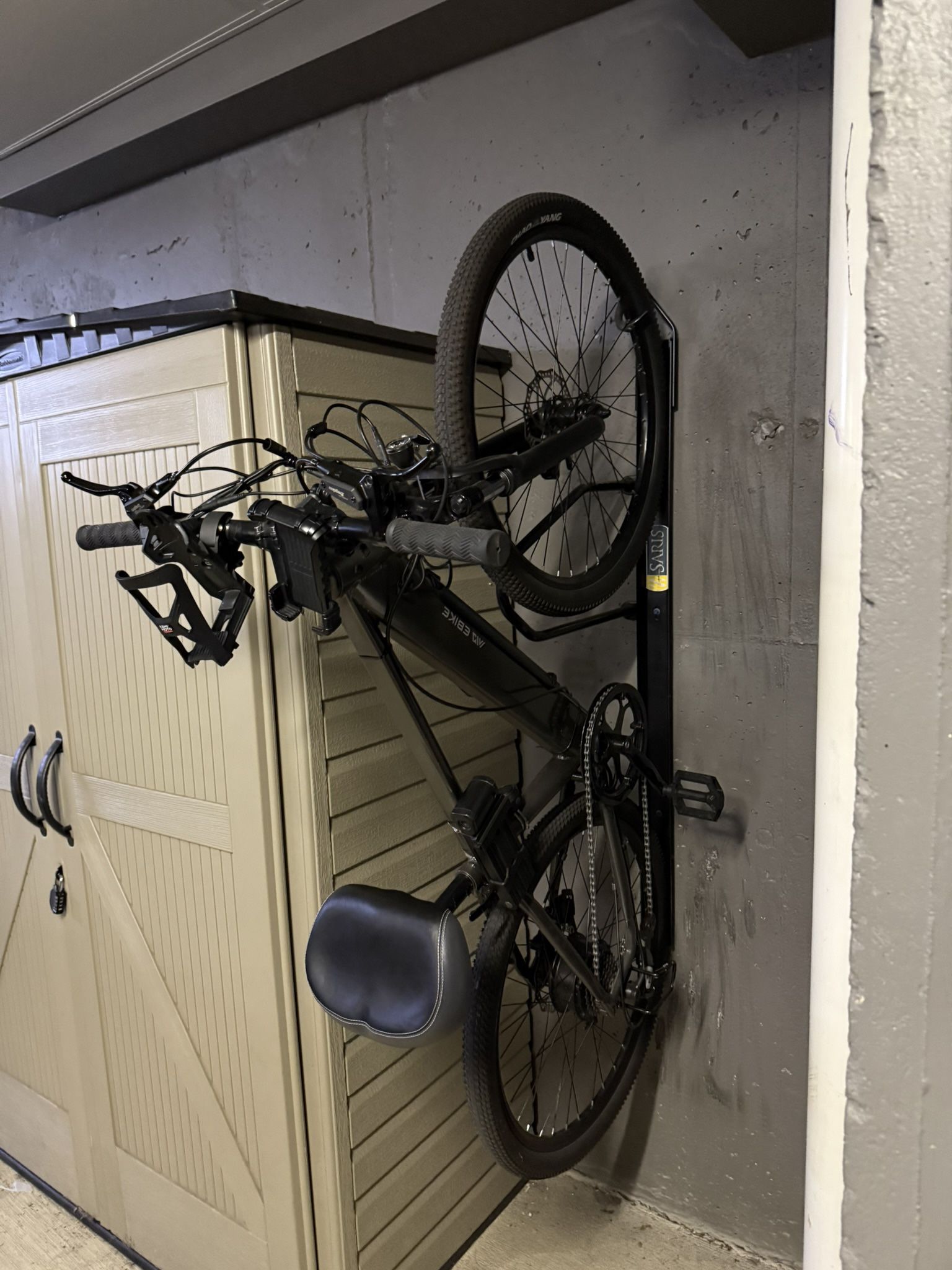 Electric Bike with Hydraulic Brakes