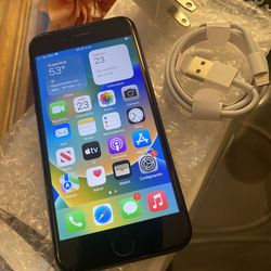 iPhone 8 64GB Unlocked In Good Condition 