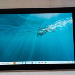 VERY NICE MICROSOFT SURFACE GO  WINDOWS 10 TABLET 64GB STORAGE 4GB RAM