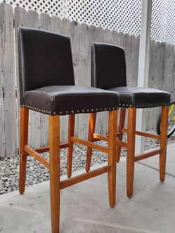 (2) bar stools