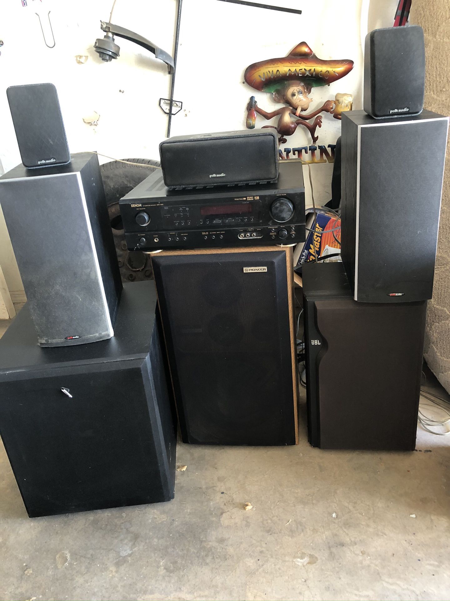 Home theatre stereo system