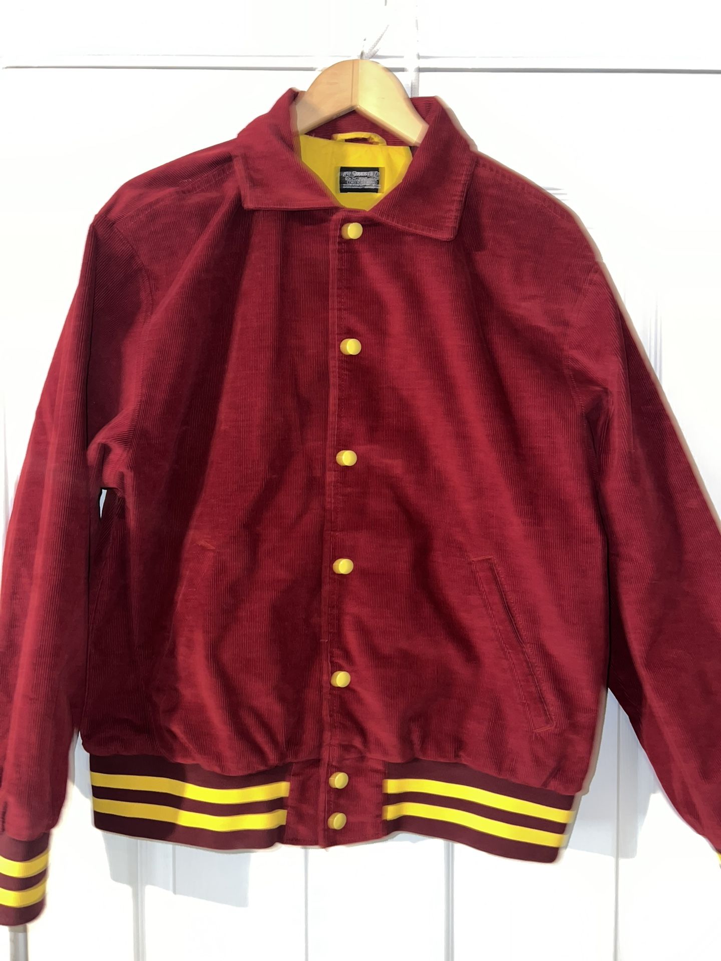 Levi’s Corduroy Varsity Skate Jacket Relaxed Fit Men’s size Medium