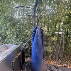 Everlast Boxing Stand W/ Punching Bag