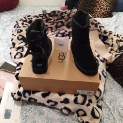 Beautiful UGGs Bran New
