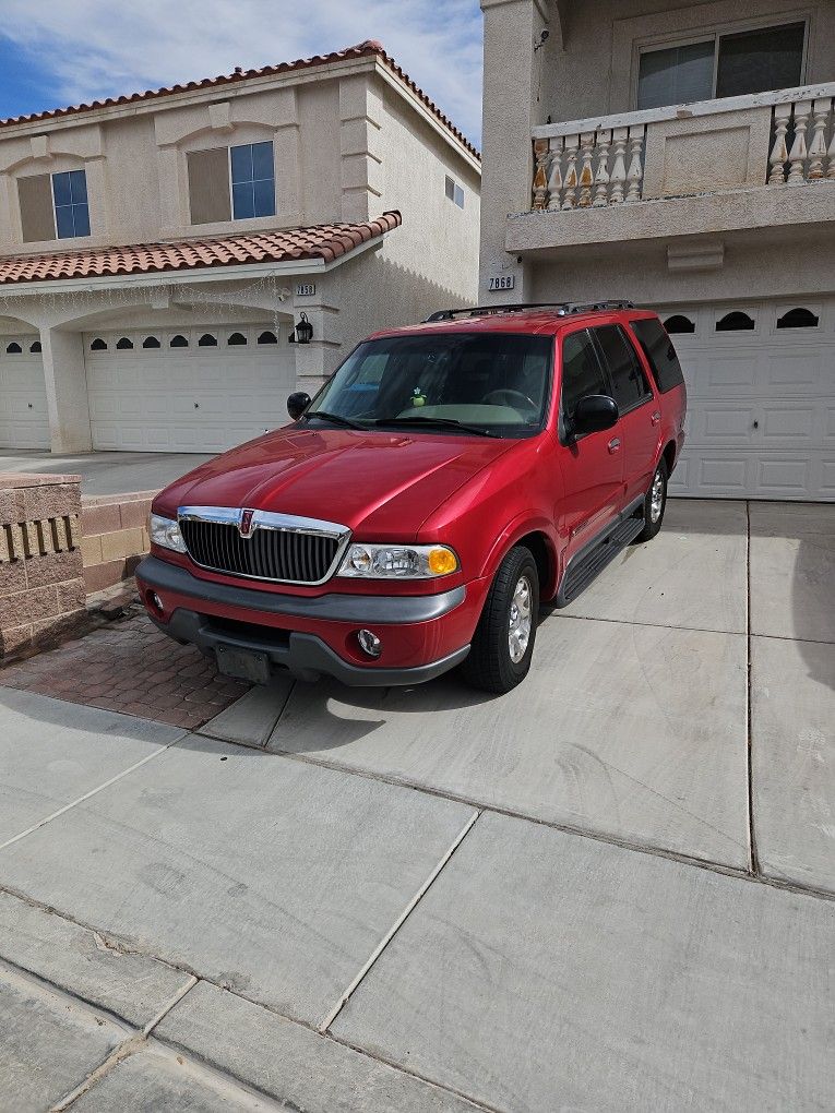 1999 Lincoln Navigator for Sale in Las Vegas, NV - OfferUp