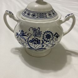 J&G Meakin Classic White Blue Nordic Sugar Bowl (price includes shipping)