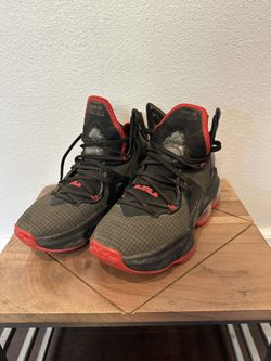 Nike LeBron 19 "Bred" 5Y