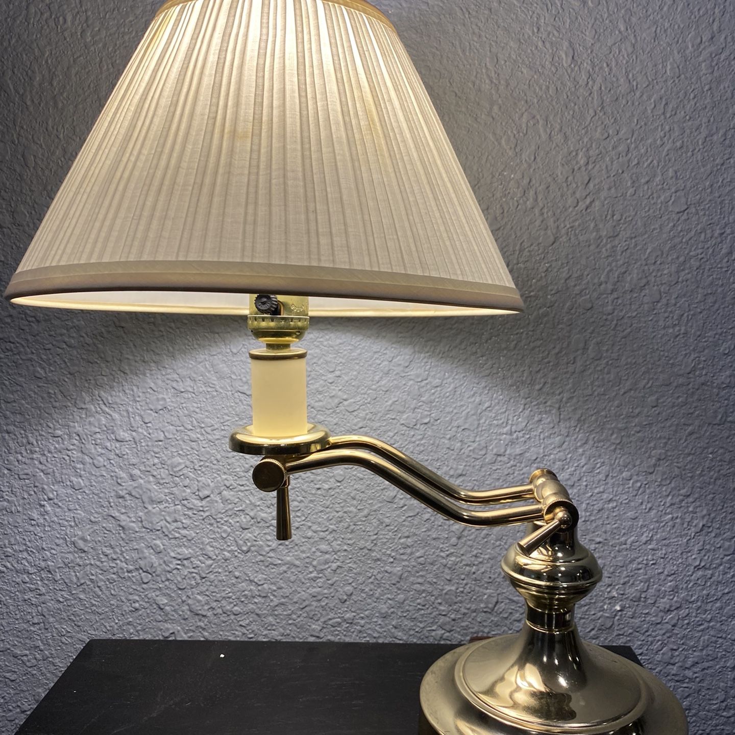 Vintage Articulating Brass Swivel And Stand Up Bedside Desk table Lamp + Shade