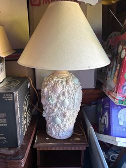 Seashell lamp