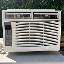 Window Air Conditioner