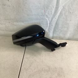2023-2024 KIA SPORTAGE DOORMIRROR W/BLIND W/CAMERA RIGHT SIDE RH USED OEM 