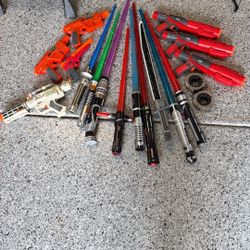 Star Wars Lightsabers And Blasters