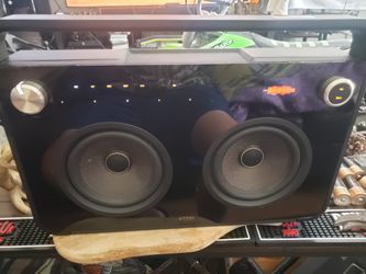 2 speaker boom box