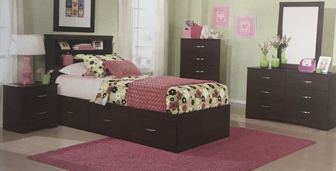 Twin Bedroom Set