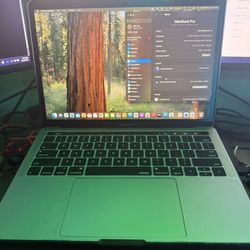 2019 MacBook Pro 13 Inch 256gb W/touchbar