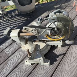 Compound Miter Saw Tradesman