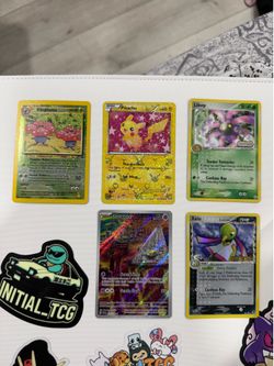 82% Pokemon Raw lot