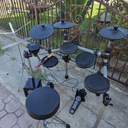 Simmons Electric Drum Set