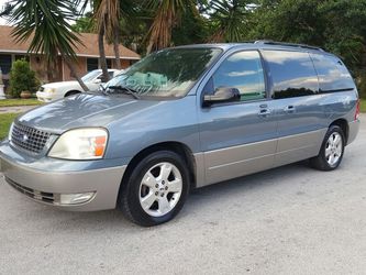 2005 Ford Freestyle Minivan LIMITED.