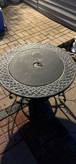Gas fire pit