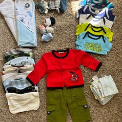 17 pieces baby boy clothes plus accessories 0-3 months 