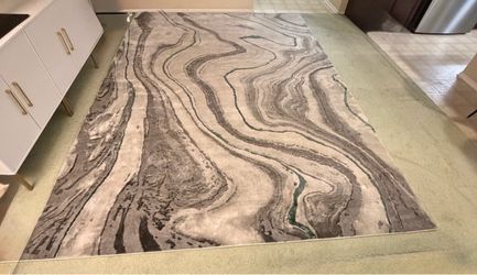 ***9’ x 12’ Soft Abstract Area Rug – Gray/Cream with Green Accents**