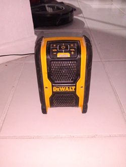 DeWalt Bluetooth 