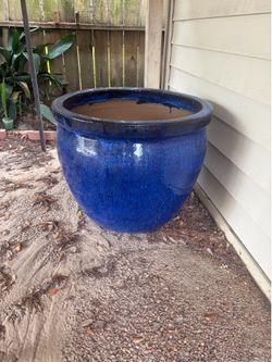 Extra large ceramic planter, 24 inches wide