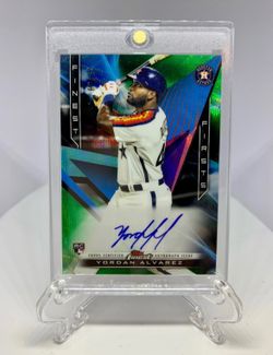 2020 Topps Finest First Green Refractor Yordan Alvarez RC Auto /99