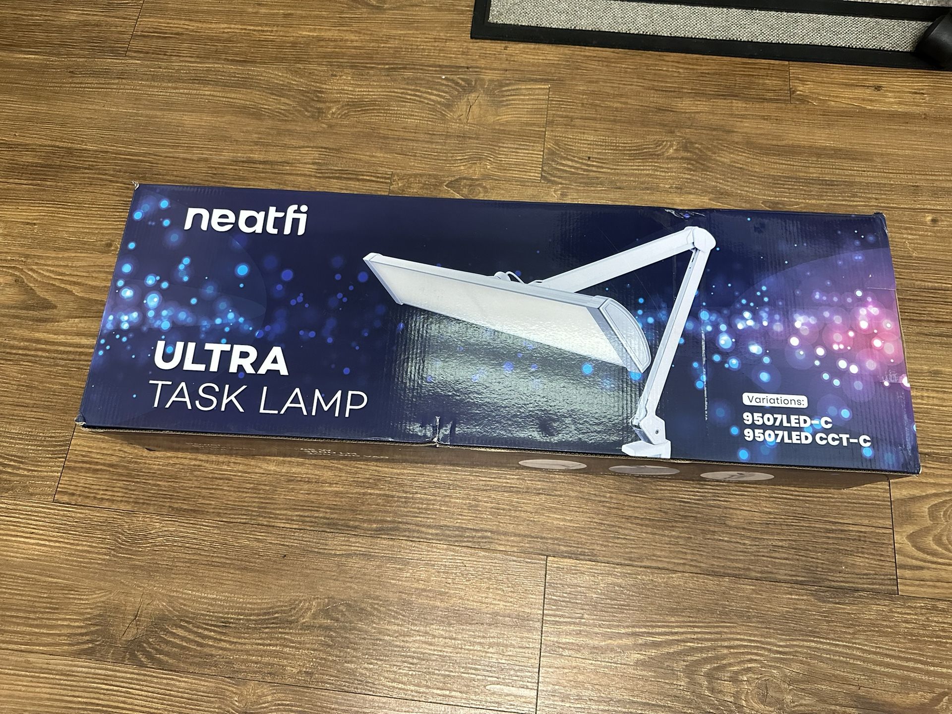 2 DESK LAMPS - 3500 Lumens