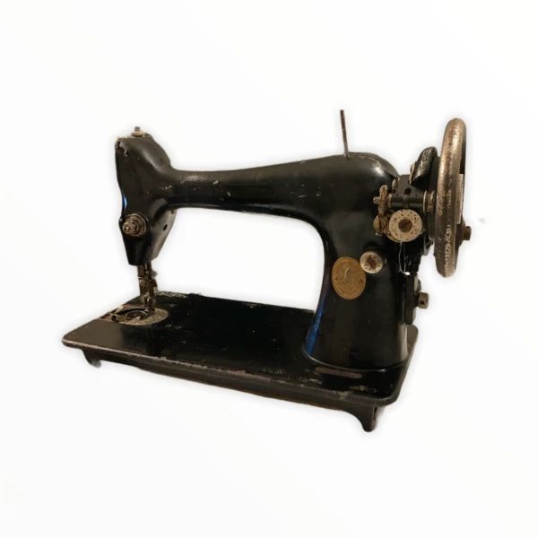 Model 99K Vintage Singer Sewing Machine-working