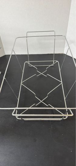 6 Chafing Dishes