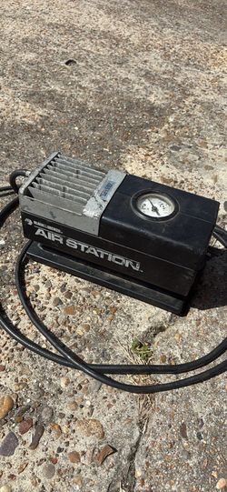 Black and decker air station