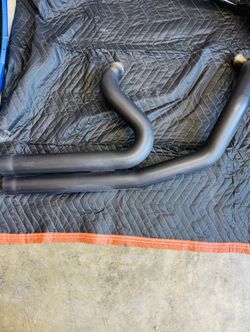 Cobra Speedster Short 909 Exhaust for 2018-2022 Harley Softail FXBB/FXLR/FLSL - Black