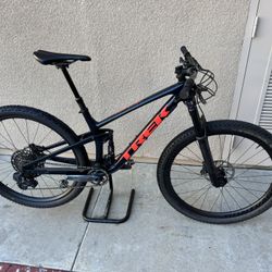 2022 Trek Top Fuel 9.8 GX AXS 