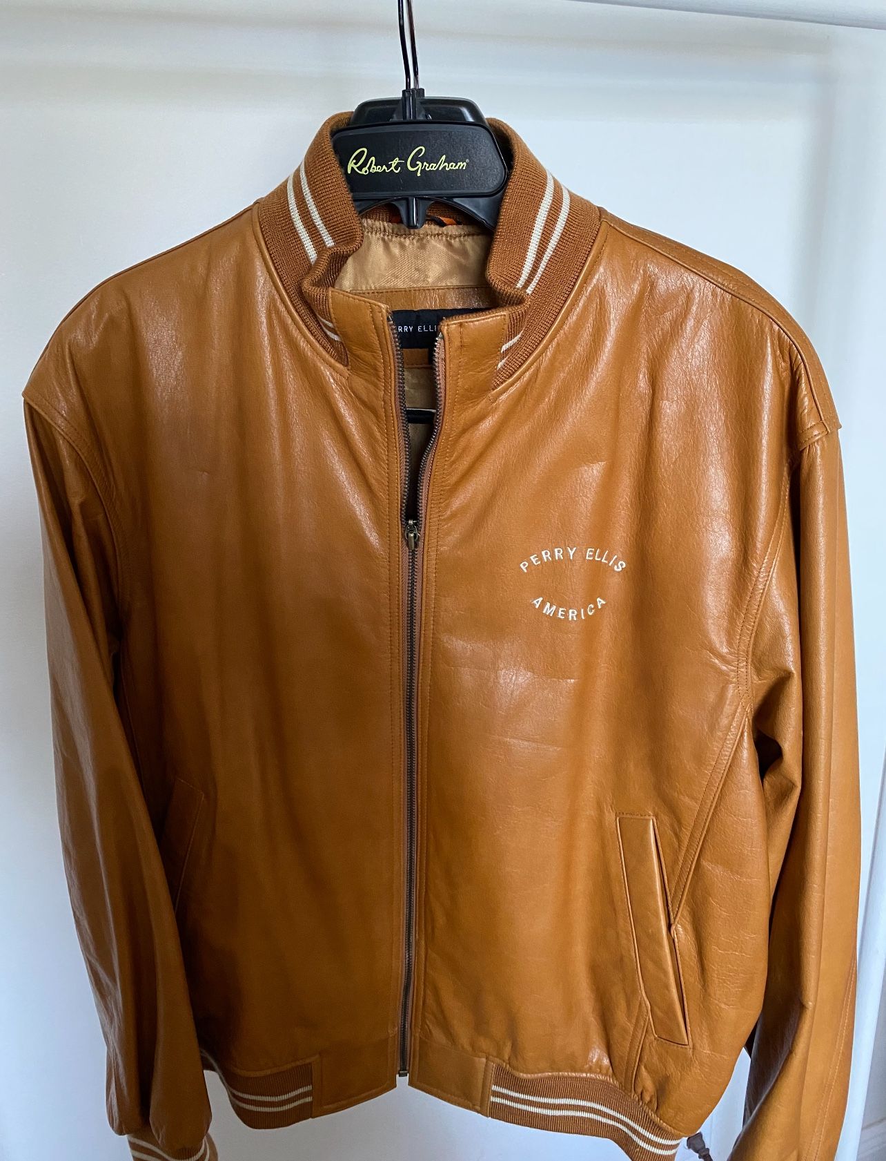 Perry Ellis Men’s Large Leather Jacket – Brand New! 🧥