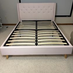 Queen Size Upholstered Bed