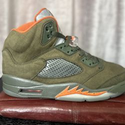 Air Jordan Retro 5 Size 10m.  120$ Obo
