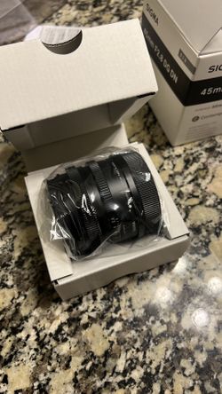 Sigma Lens 45mm