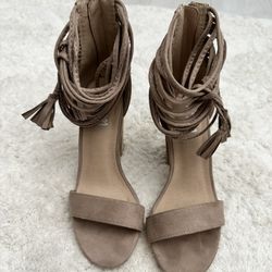 Tan Heels