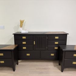 🚨🚨GORGEOUS BLACK BEDROOM SET🚨🚨