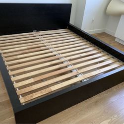 King IKEA Malm Bed Frame 