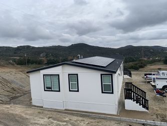 Solar Panels For The Best Value Power Your Home And  Your 4 Ton A/C Unit All New