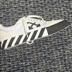 Off white vulcanized lows