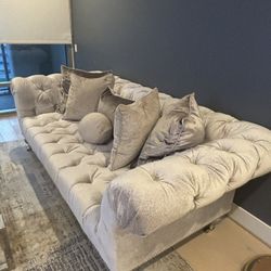 Bernhardt Sofa - Like New 