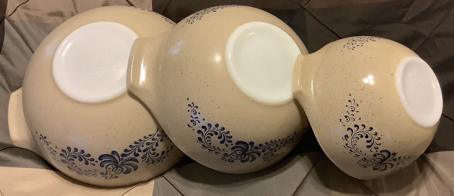 VINTAGE PYREX HOMESTEAD CINDERELLA NESTING BOWLS, 441, 442, 443